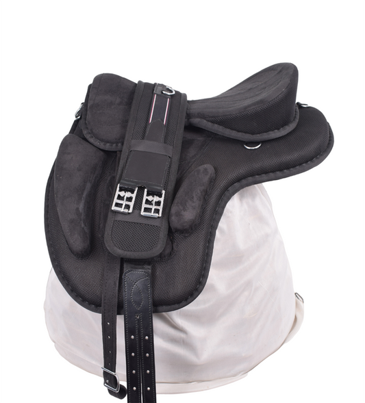 Black Treeless Freemax Synthetic Horse Saddle &amp; Girth Size 15" Inch 